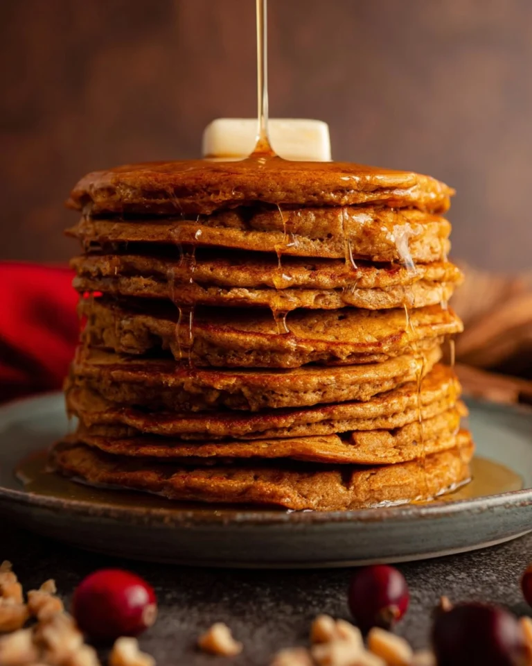 Fluffy-Gingerbread-Pancakes-Recipe