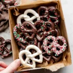 Valentine-Chocolate-Covered-Pretzels-Recipe