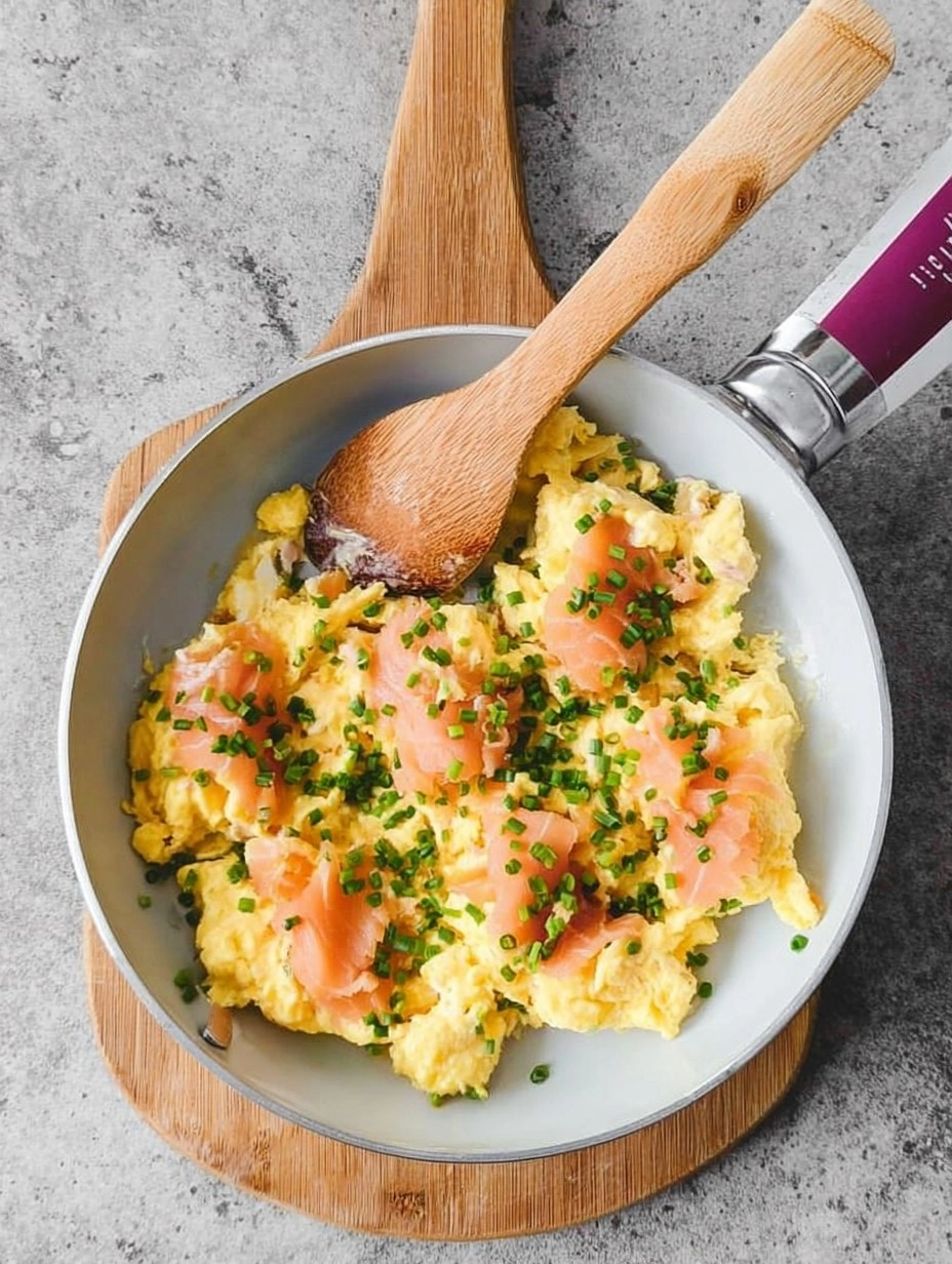 Soft Scrambled Eggs with Smoked Salmon & Chives (Toast or Bagel)