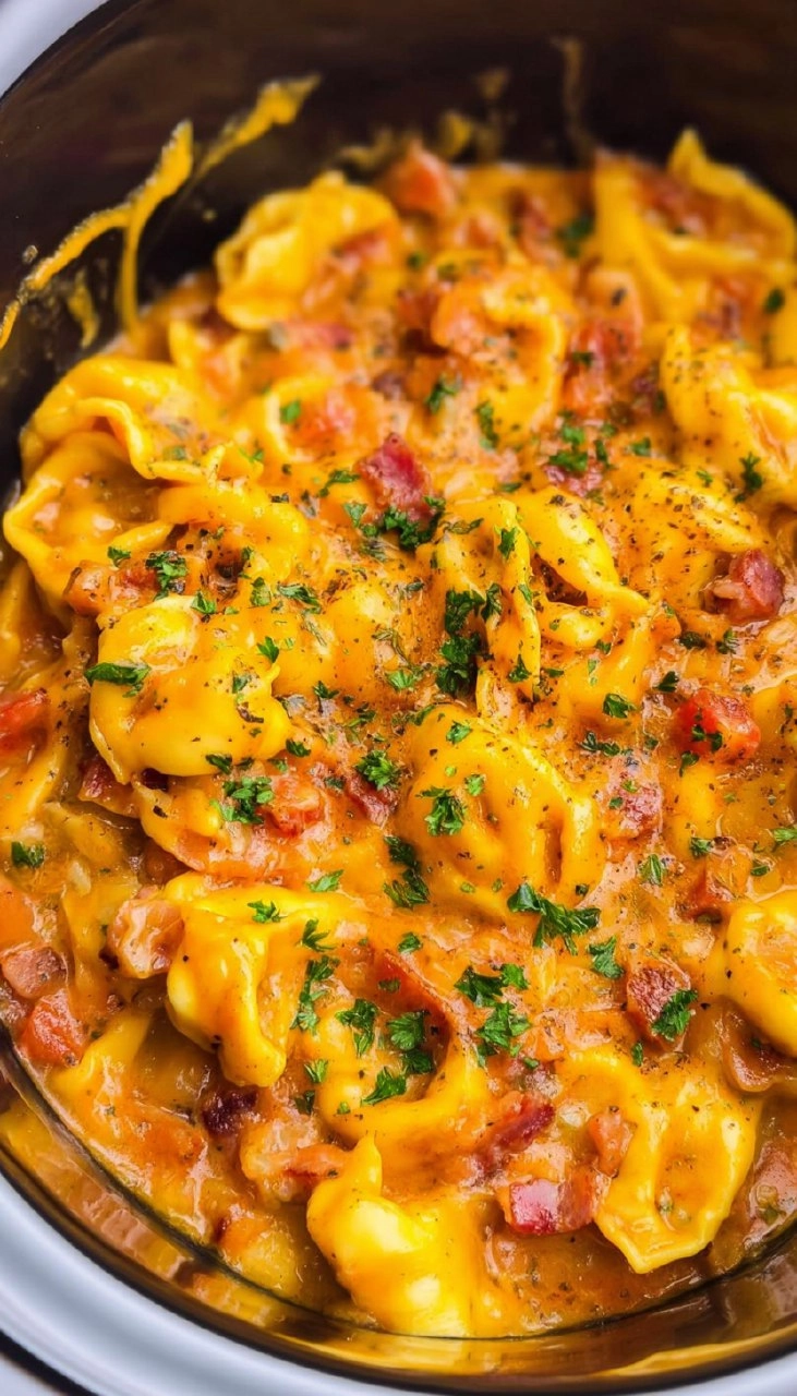 Crockpot Bacon Cheeseburger Tortellini